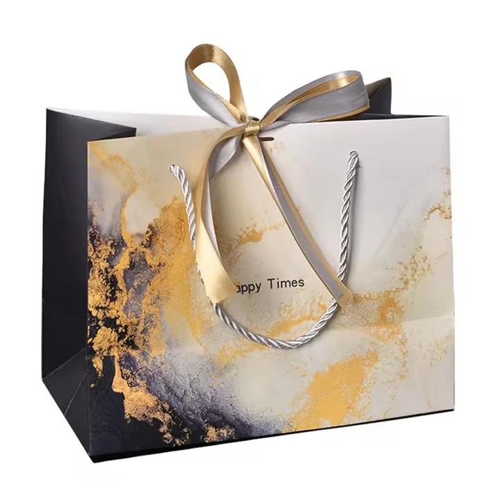 What Are Gift Bags and How Do They Make Your Presents More Special?