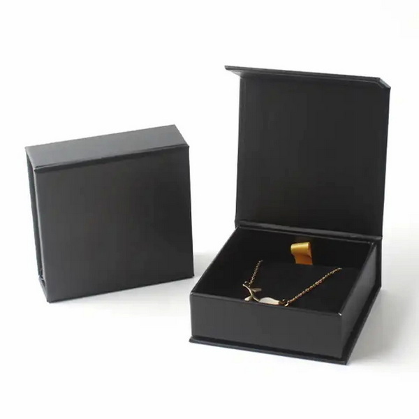 custom jewelry boxes