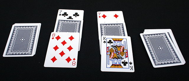 How Do You Play The Card Game War?