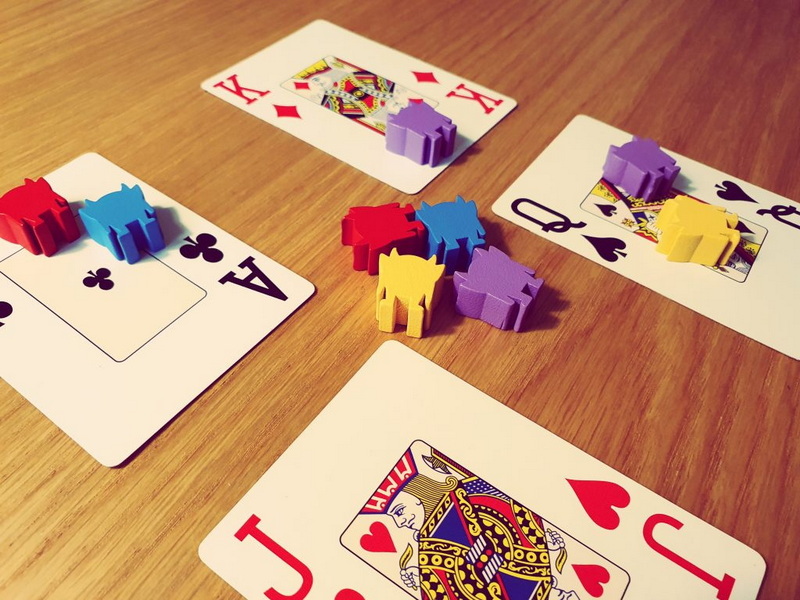 How To Play Newmarket Card Game?