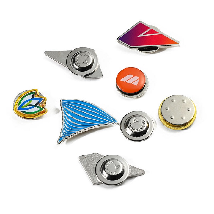custom magnet badges