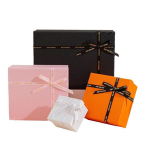 valentine's day gift box.jpg