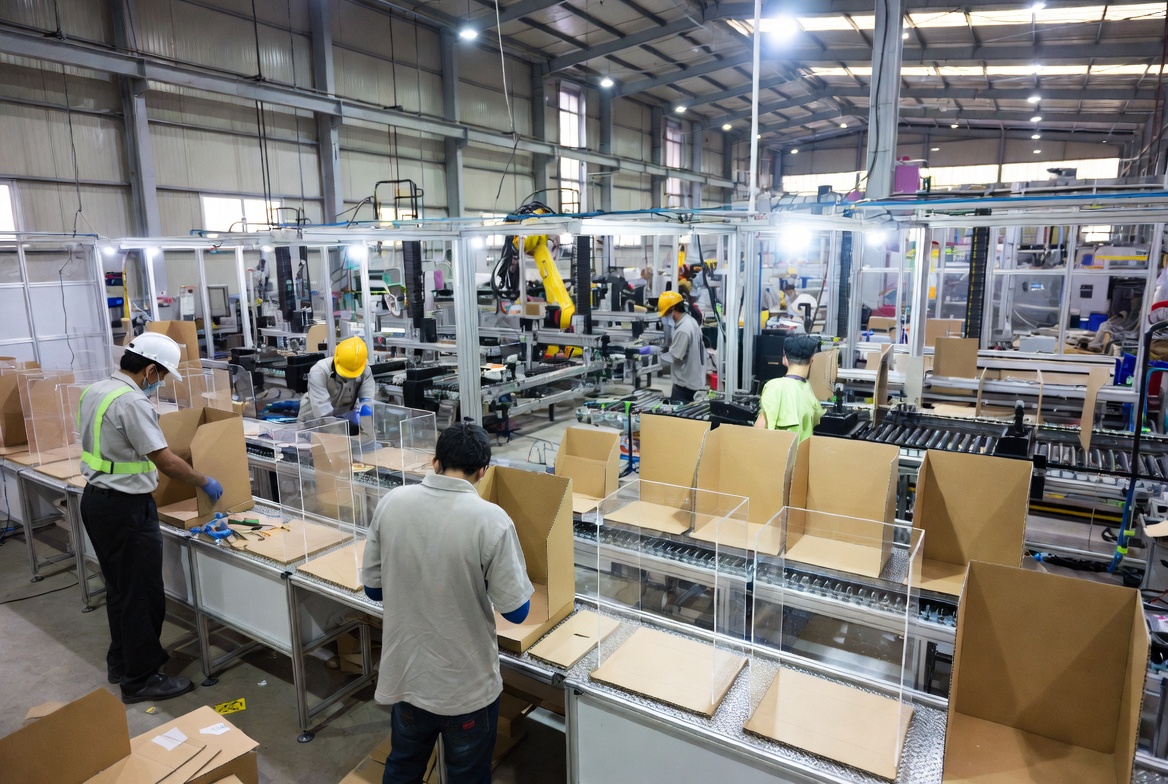 Modern Display Manufacturing Factory